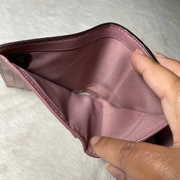 Hand Painted Peacock Pink Leather Coach Wallet - Picture 8 of 16